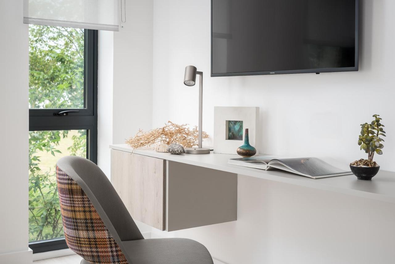 Q Square By Supercity Aparthotels Brighton Екстериор снимка