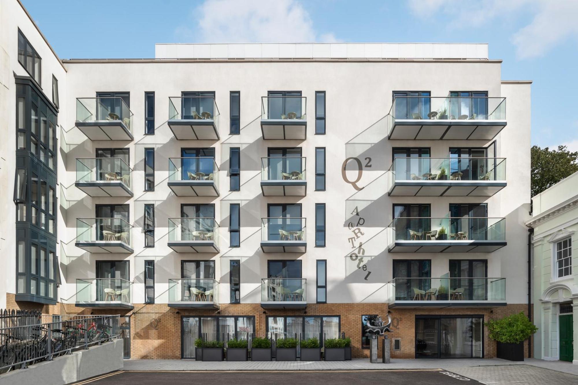 Q Square By Supercity Aparthotels Brighton Екстериор снимка