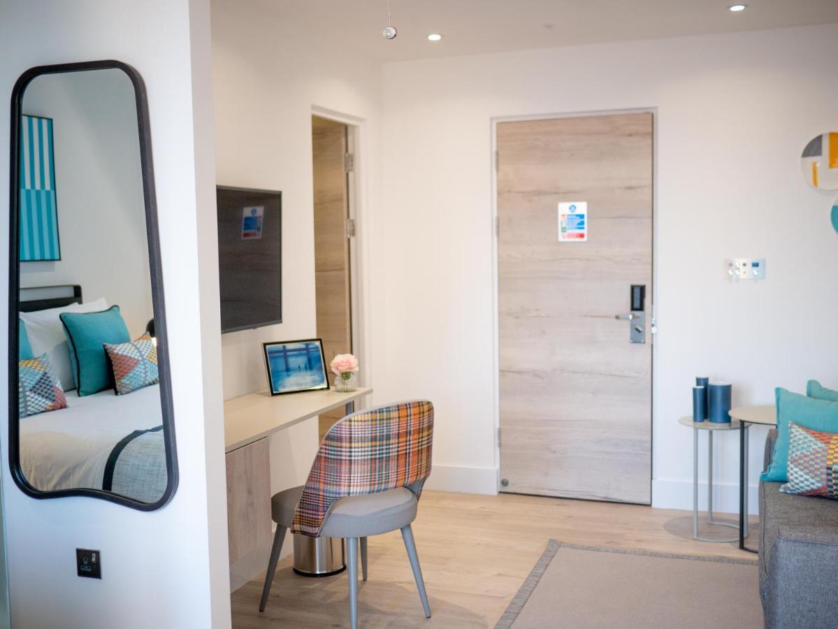 Q Square By Supercity Aparthotels Brighton Екстериор снимка